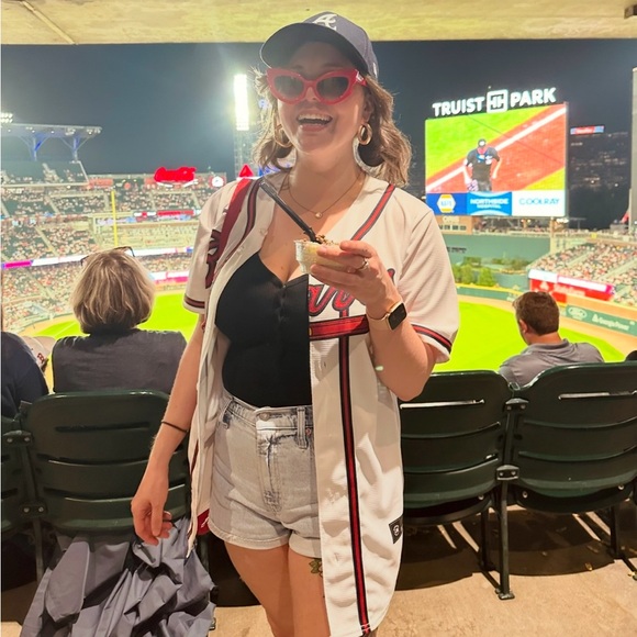 Nike Atlanta Braves White Home Baseball Jersey - Picture 2 of 2